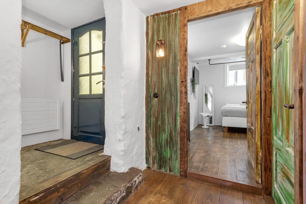 Rustic Retreat In The Center Of Reykjavik Apartment Exterior foto