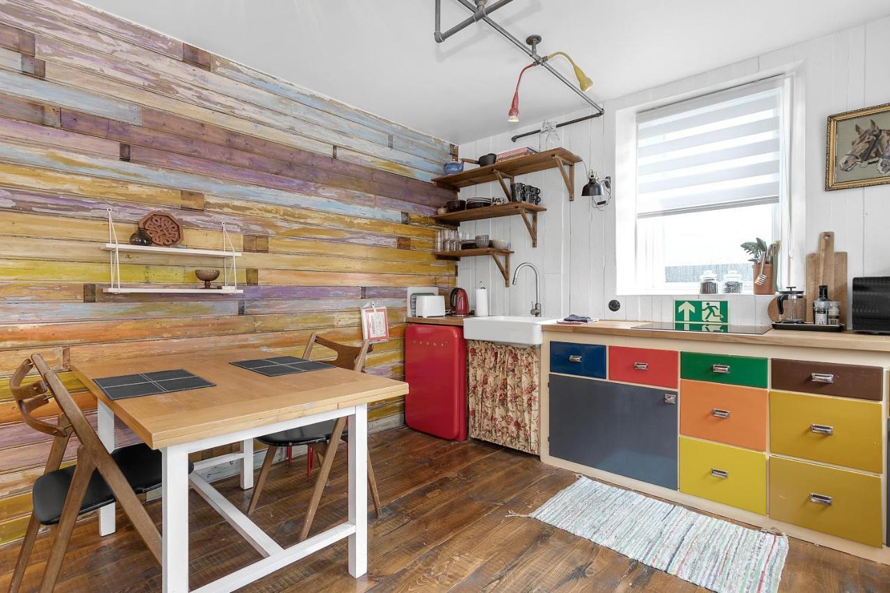 Rustic Retreat In The Center Of Reykjavik Apartment Exterior foto